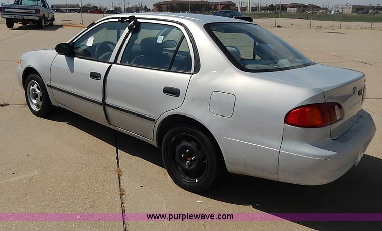 image for item H2605 2000 Toyota Corolla VE