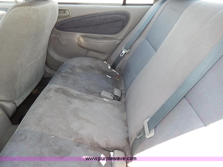 image for item H2605 2000 Toyota Corolla VE