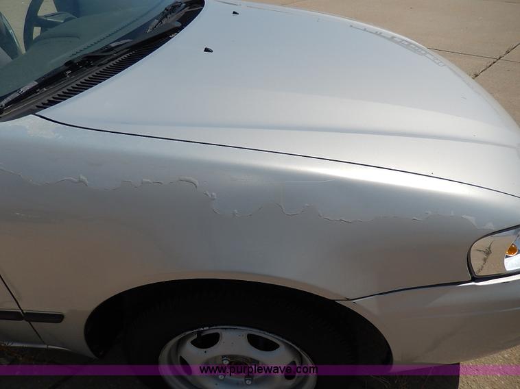 image for item H2605 2000 Toyota Corolla VE