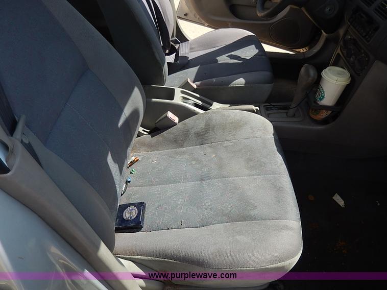 image for item H2605 2000 Toyota Corolla VE