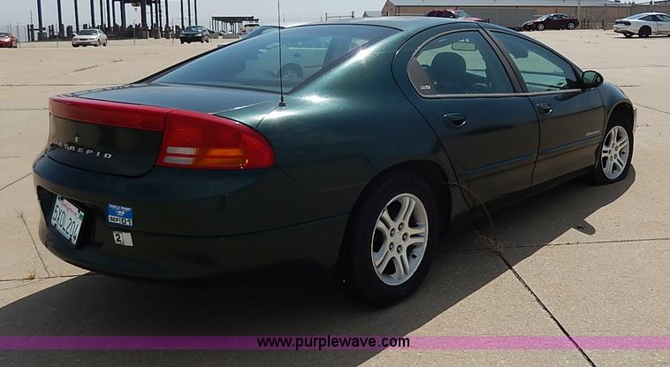 image for item H2606 1999 Dodge Intrepid ES