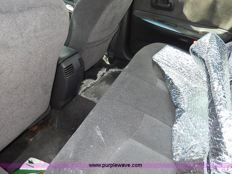 image for item H2606 1999 Dodge Intrepid ES