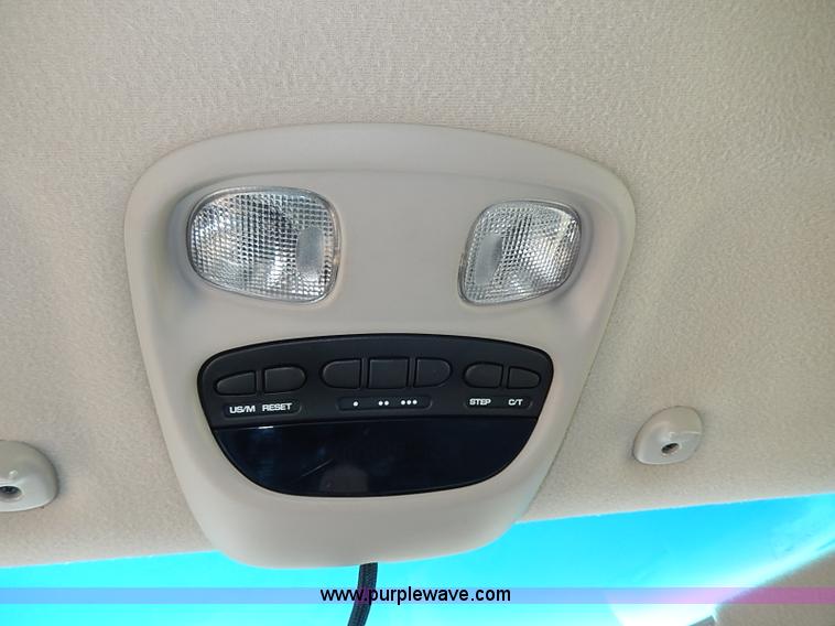 image for item H2606 1999 Dodge Intrepid ES