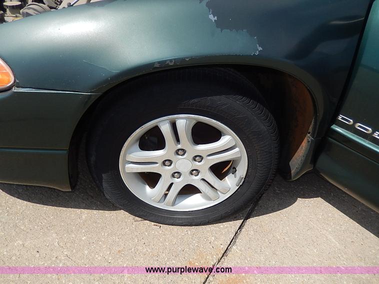 image for item H2606 1999 Dodge Intrepid ES