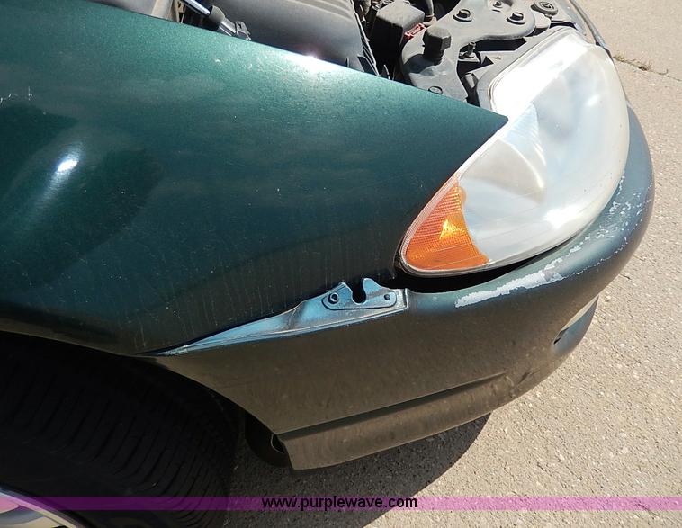 image for item H2606 1999 Dodge Intrepid ES