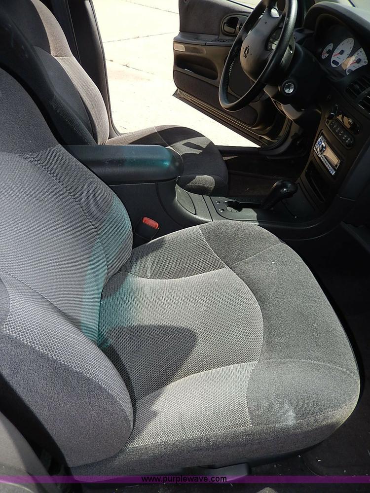 image for item H2606 1999 Dodge Intrepid ES