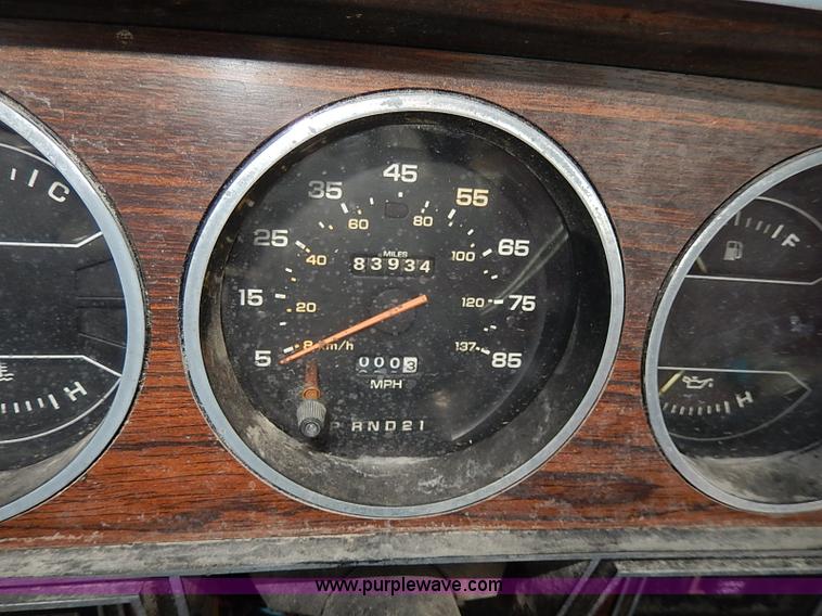 image for item H2607 1986 Dodge D150