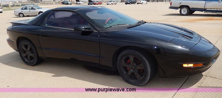 image for item H2608 1997 Pontiac Firebird Formula coupe