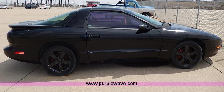 image for item H2608 1997 Pontiac Firebird Formula coupe