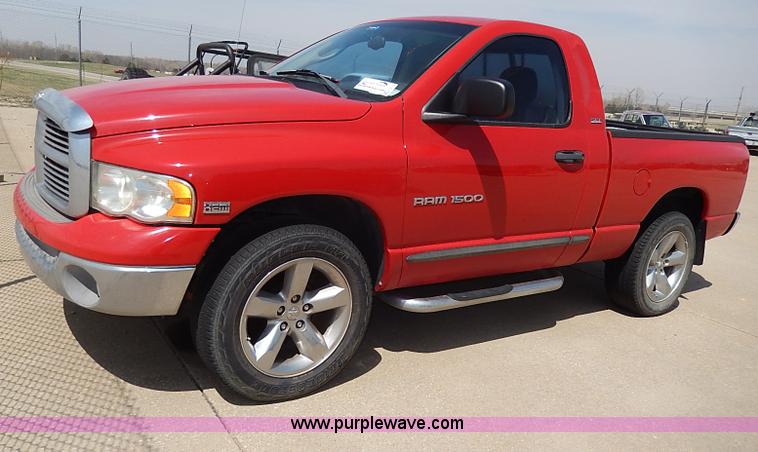 image for item H2610 2002 Dodge Ram 1500 SLT