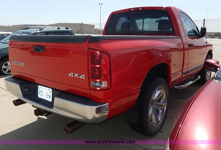 image for item H2610 2002 Dodge Ram 1500 SLT