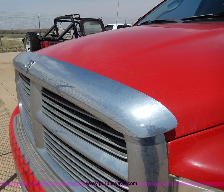 image for item H2610 2002 Dodge Ram 1500 SLT
