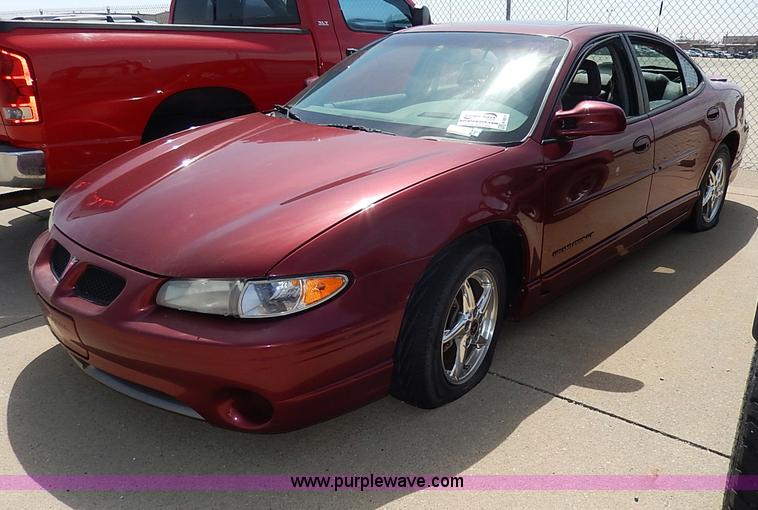 image for item H2611 2001 Pontiac Grand Prix GT