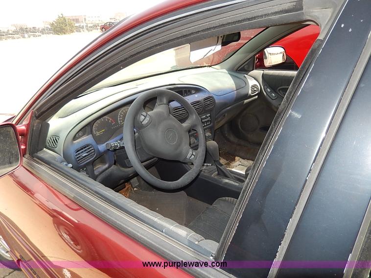 image for item H2611 2001 Pontiac Grand Prix GT