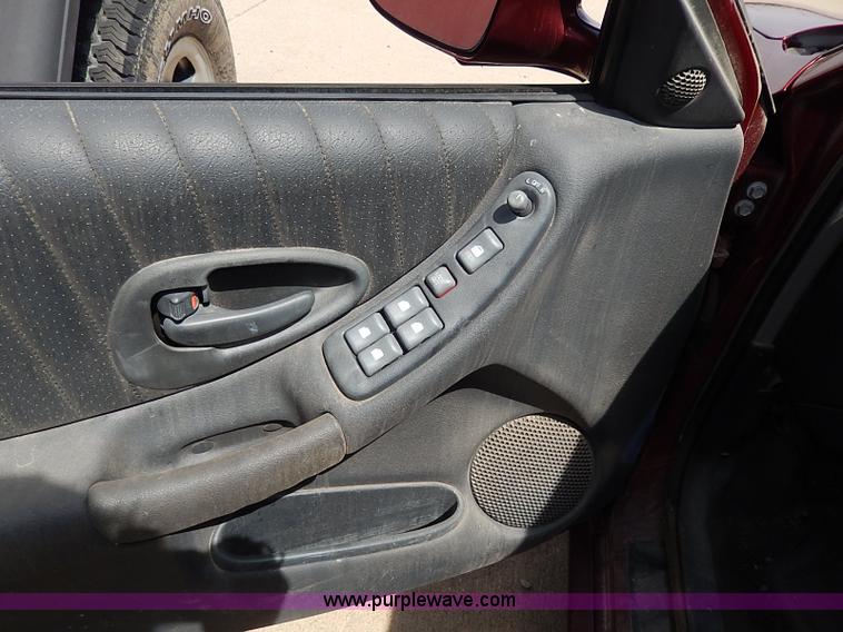 image for item H2611 2001 Pontiac Grand Prix GT