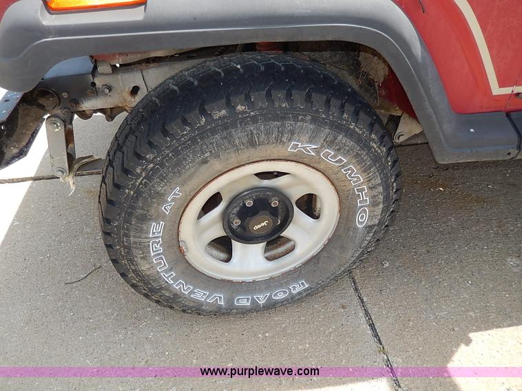 image for item H2612 1987 Jeep Wrangler