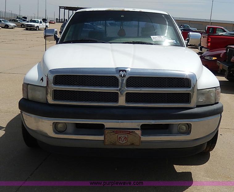 image for item H2613 1996 Dodge Ram 1500