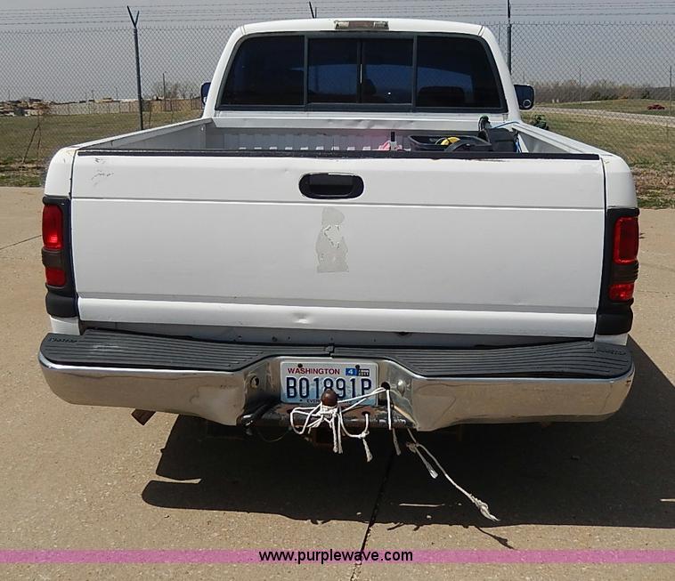 image for item H2613 1996 Dodge Ram 1500