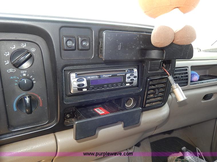 image for item H2613 1996 Dodge Ram 1500