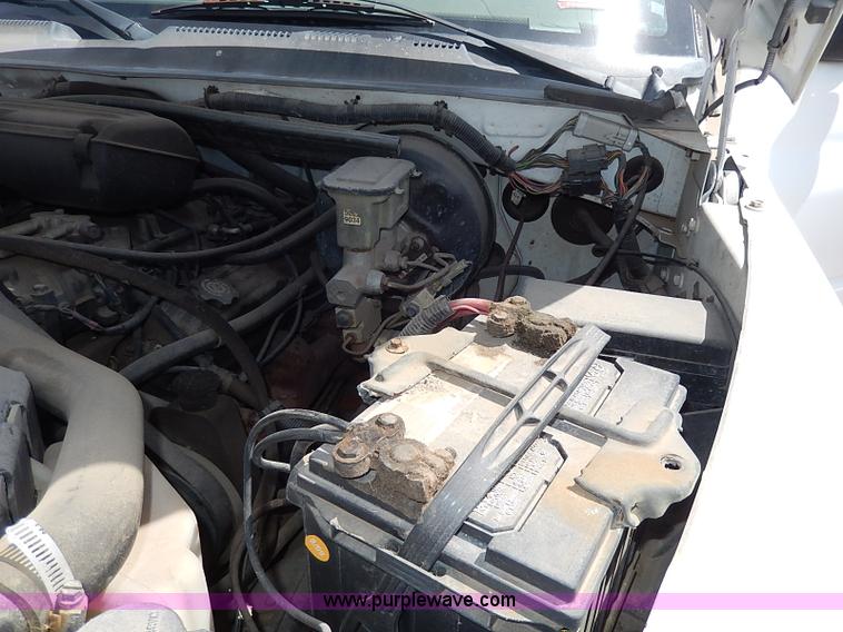 image for item H2613 1996 Dodge Ram 1500