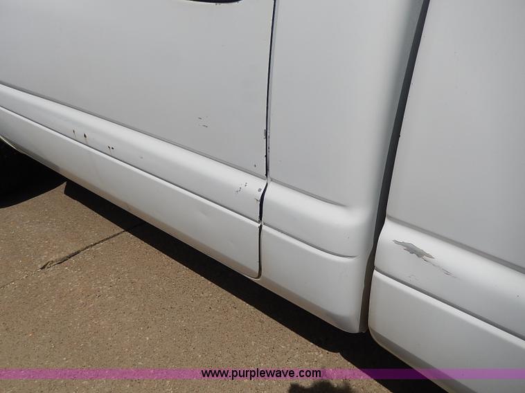 image for item H2613 1996 Dodge Ram 1500