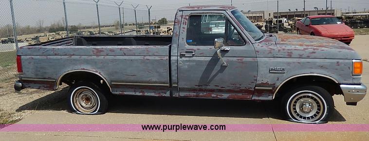 image for item H2615 1988 Ford F150
