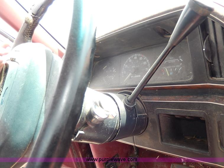 image for item H2615 1988 Ford F150