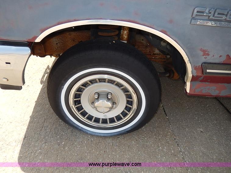 image for item H2615 1988 Ford F150