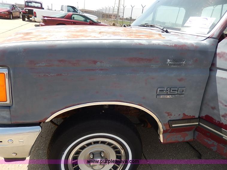 image for item H2615 1988 Ford F150