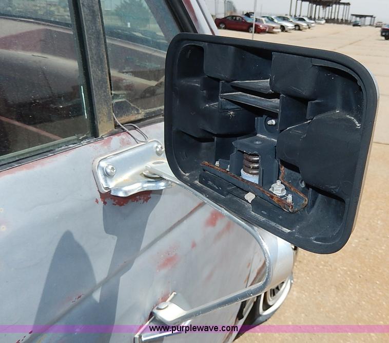 image for item H2615 1988 Ford F150