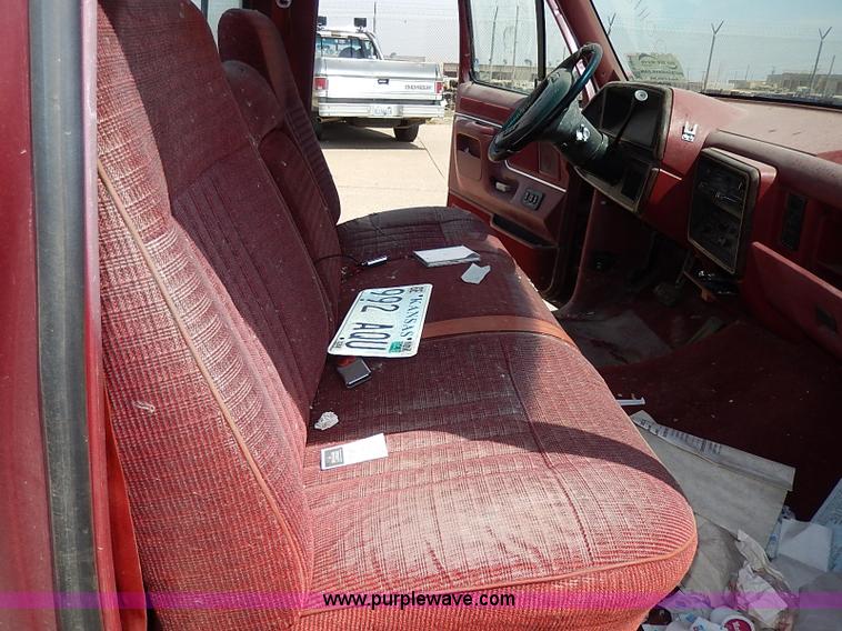 image for item H2615 1988 Ford F150