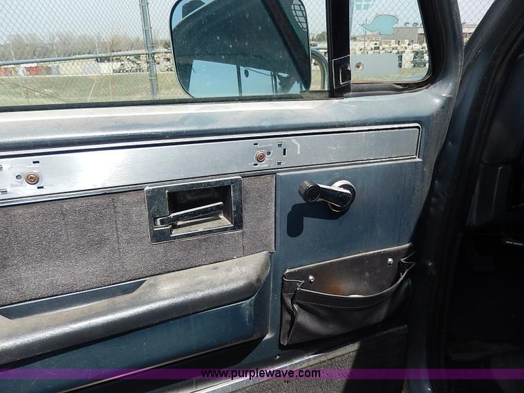 image for item H2616 1986 Chevrolet Silverado