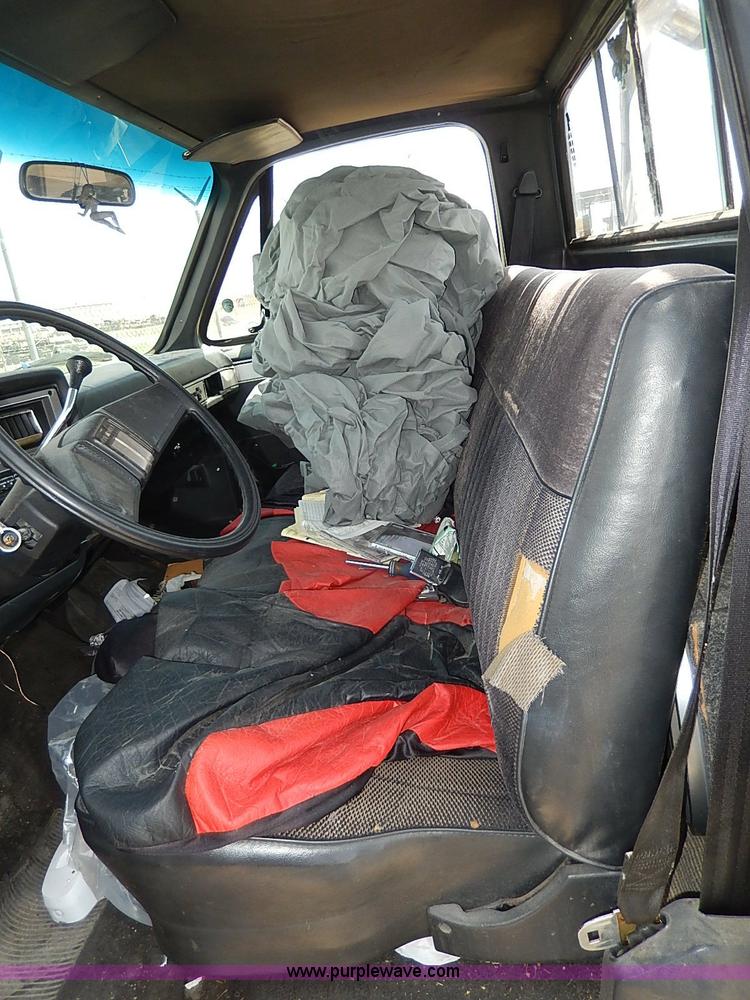 image for item H2616 1986 Chevrolet Silverado