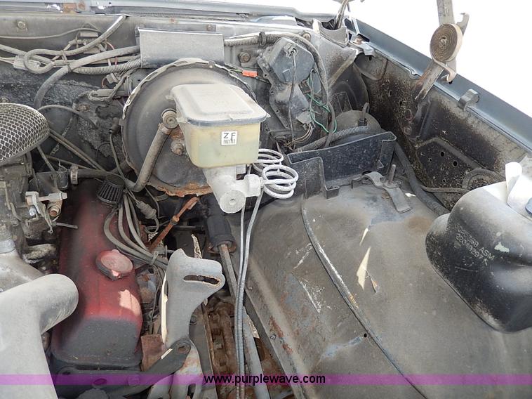 image for item H2616 1986 Chevrolet Silverado