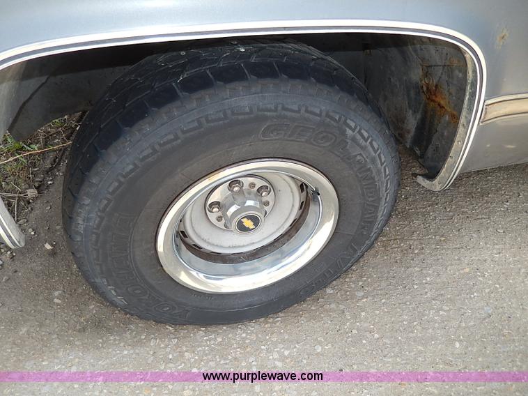 image for item H2616 1986 Chevrolet Silverado