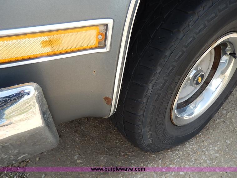 image for item H2616 1986 Chevrolet Silverado