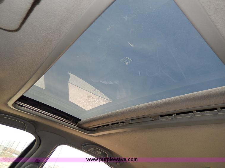 image for item H2618 2001 Pontiac Grand Prix sedan