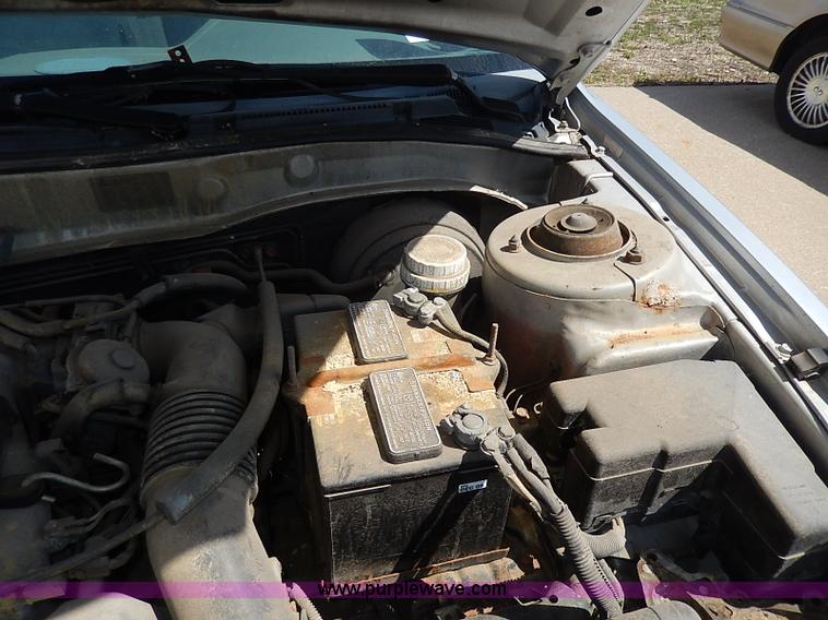 image for item H2620 2000 Mitsubishi Galant LS