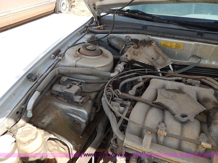 image for item H2620 2000 Mitsubishi Galant LS