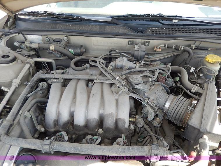 image for item H2621 1998 Nissan Infiniti 130