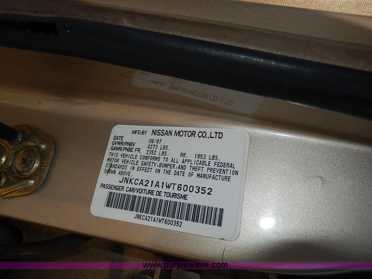 image for item H2621 1998 Nissan Infiniti 130