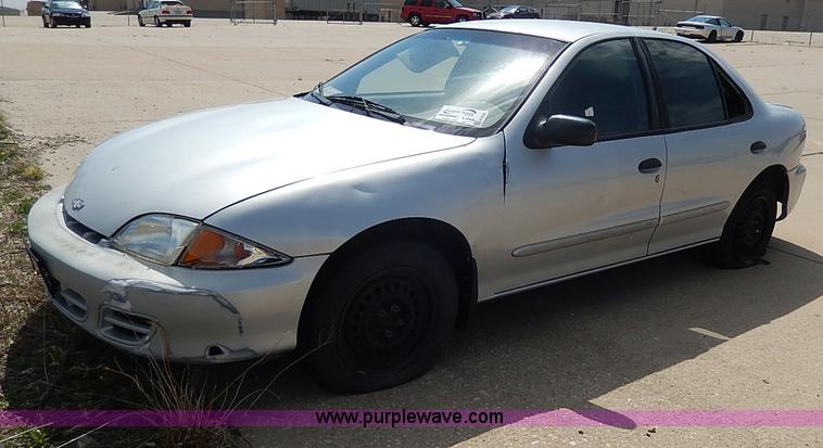 image for item H2622 2000 Chevrolet Cavalier LS sedan