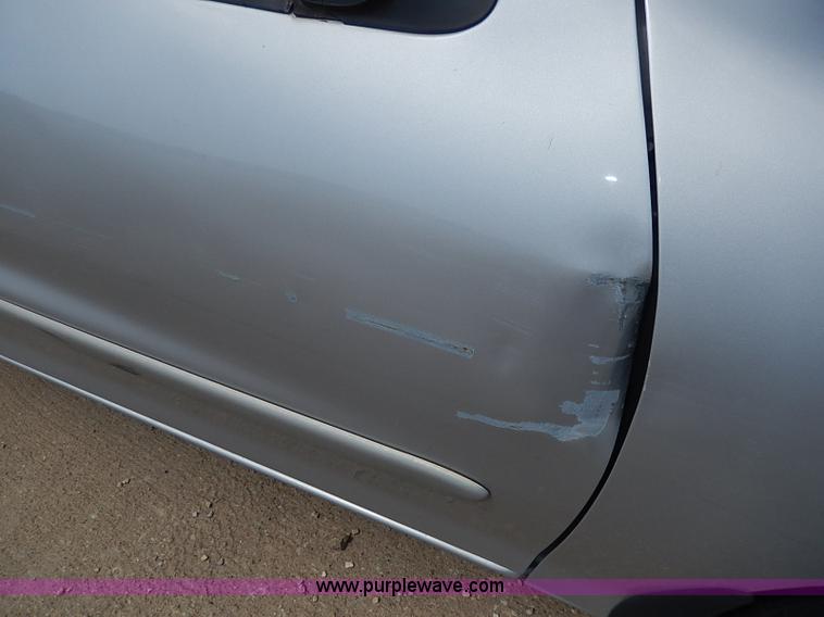 image for item H2622 2000 Chevrolet Cavalier LS sedan