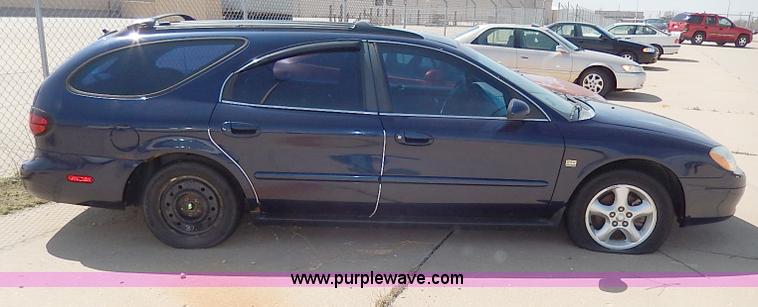 image for item H2625 2001 Ford Taurus SE