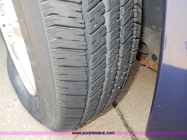 image for item H2625 2001 Ford Taurus SE