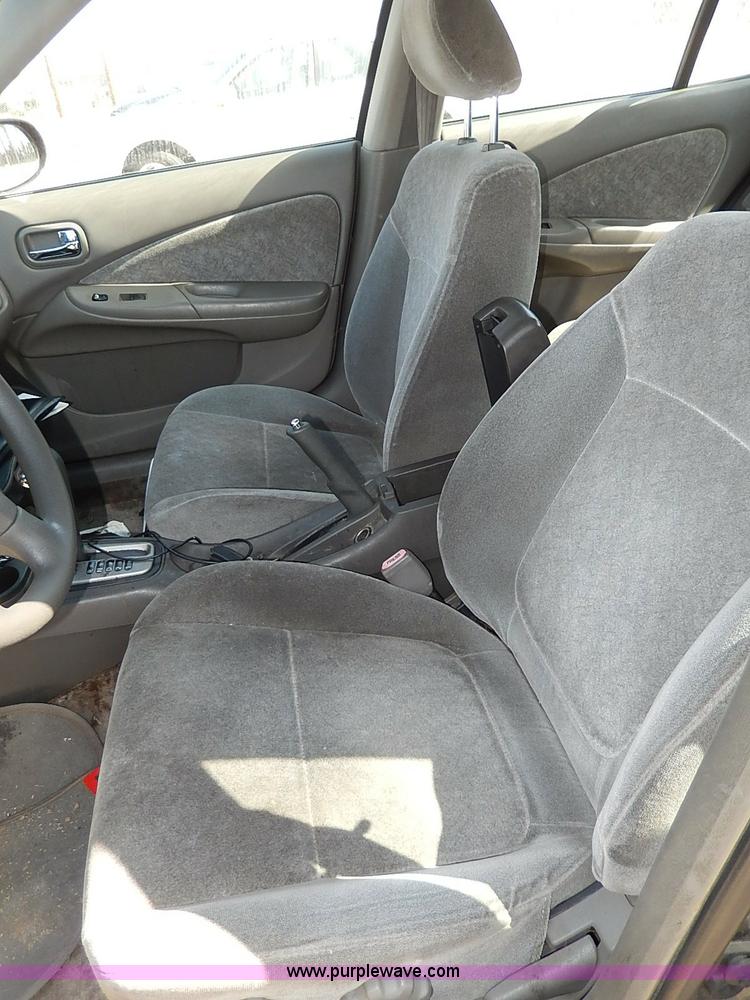 image for item H2628 2002 Nissan Sentra GXE