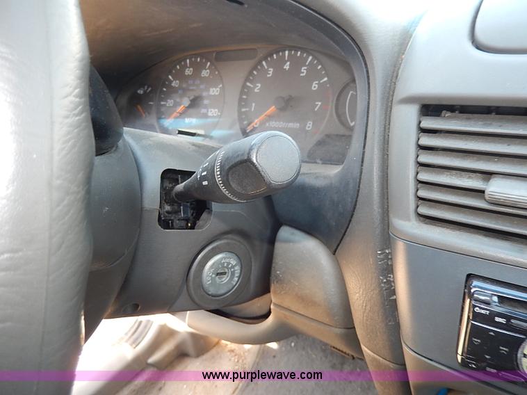 image for item H2628 2002 Nissan Sentra GXE