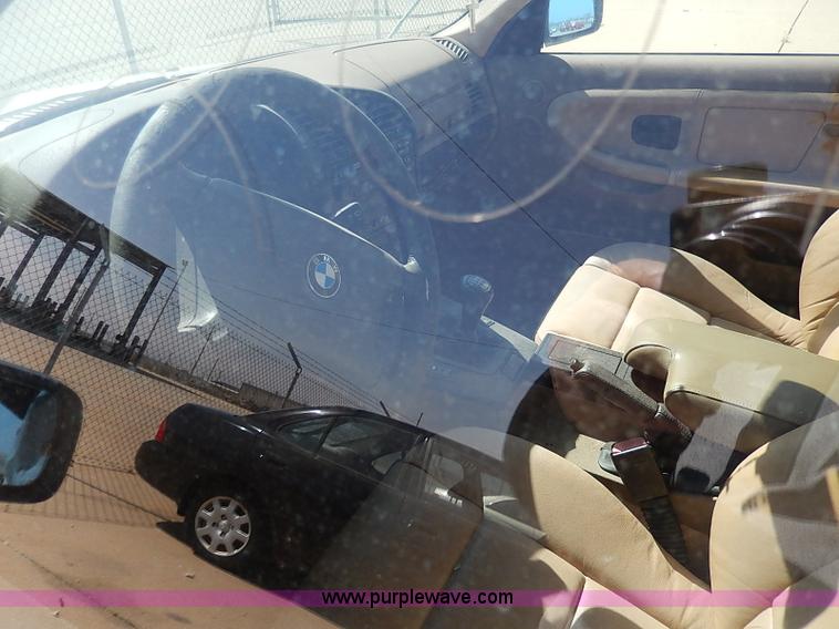 image for item H2629 1999 BMW 323is