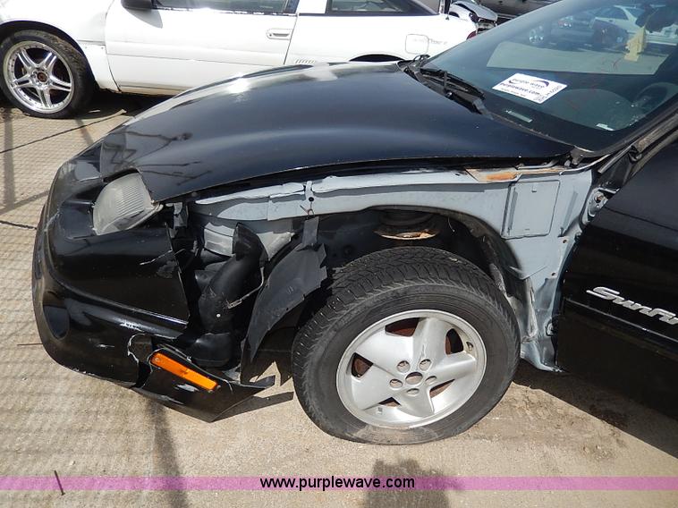 image for item H6020 2000 Pontiac Sunfire SE