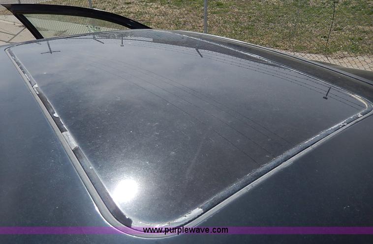 image for item H6020 2000 Pontiac Sunfire SE